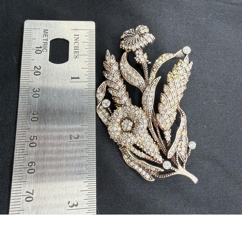 Vintage Floral Wheat Spray Brooch Silver Tone Rhinestone Pave Botanical Pin - Picture 4 of 5